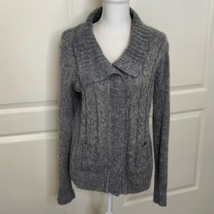 St. Johns Bay women's large vintage cable knit sweater gray large collar pockets